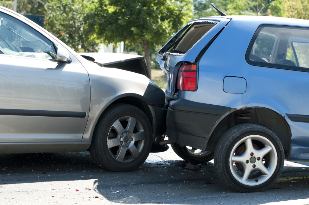 a car accident wherein the drivers should call a car accident lawyer